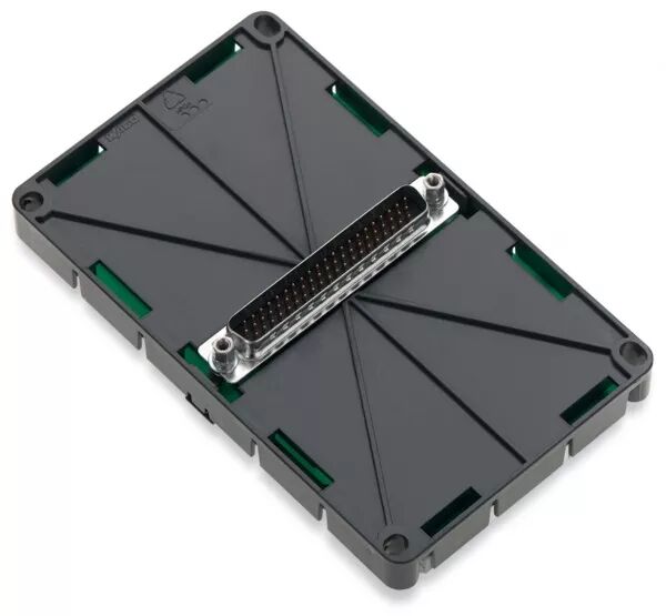 �BERGABEMODUL F�R 19\' RACK GRAU