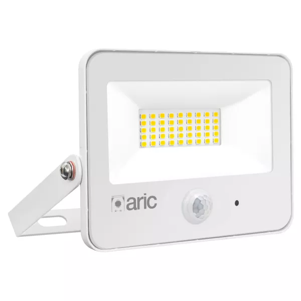 WINK 2 PIR sensor - Proj. Ext. IP65 IK08, blanc, LED 110� 32,4W 4000K 3300lm (51309)